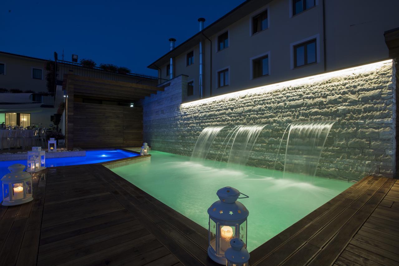 Sport Village Hotel & Spa Castel Di Sangro Exterior photo